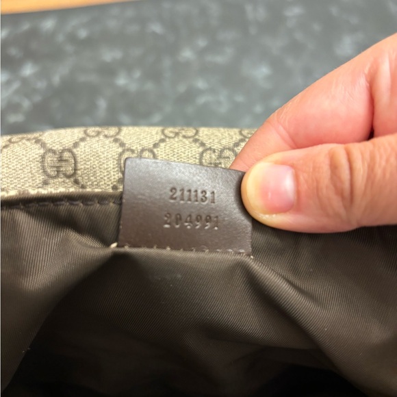 COPY - GG SUPREME MEDIUM DIAPER BAG - Picture 10 of 10